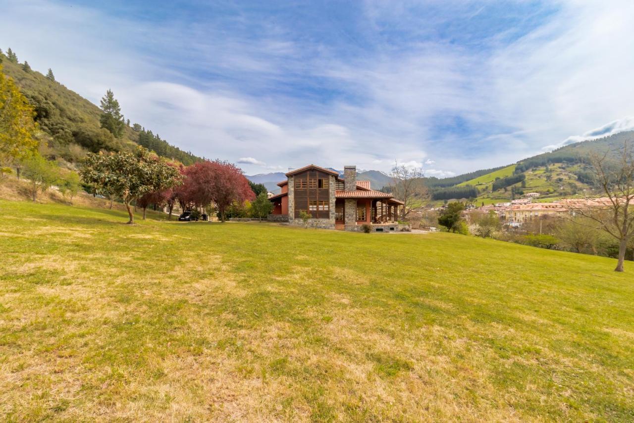 Exclusivo Chalet En ポテス エクステリア 写真